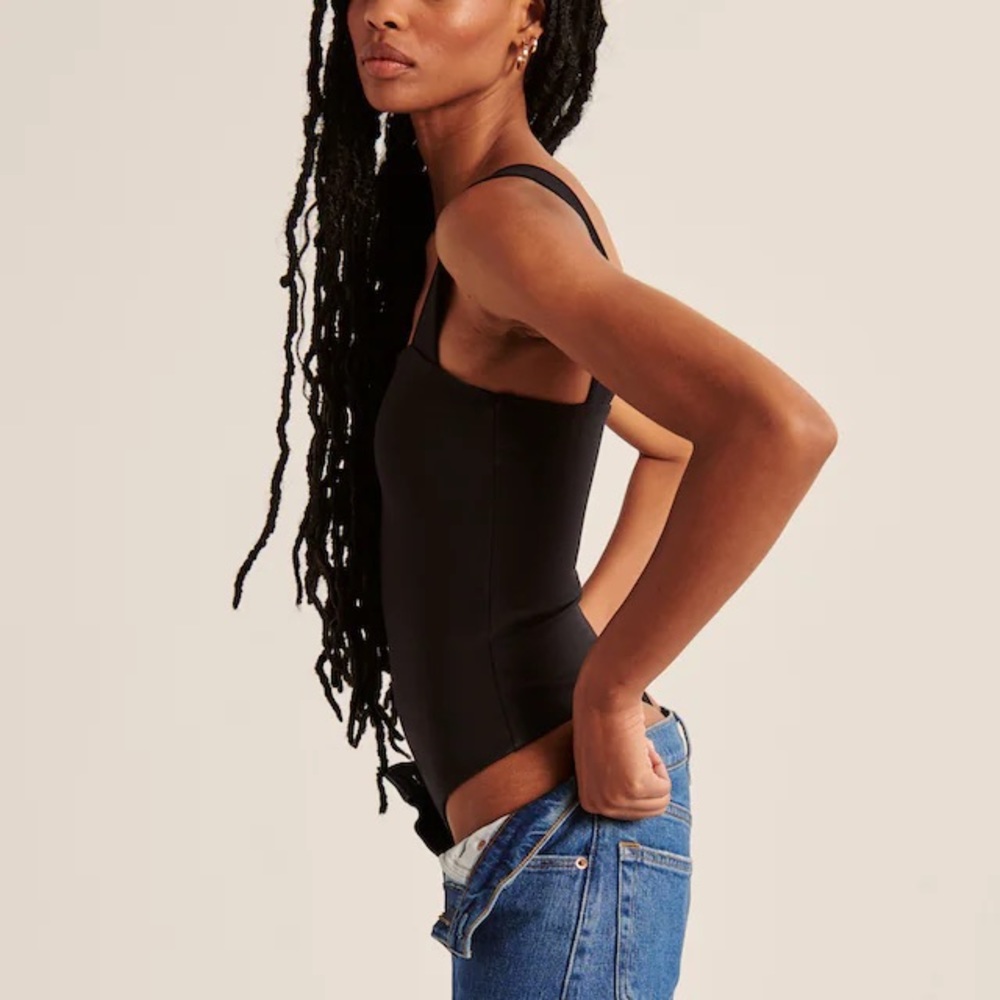 Bundle - Double-Layered Seamless Fabric Squarenec… - image 3